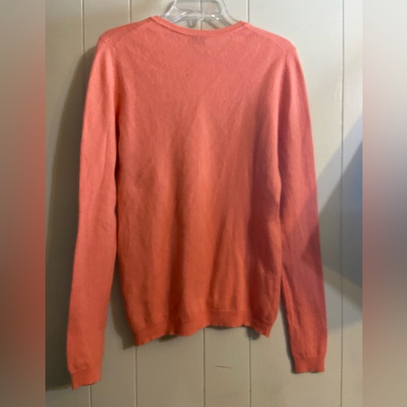 Macys salmon longsleeve 100 % cashmere crew neck Sweater ladies medium - Picture 3 of 7